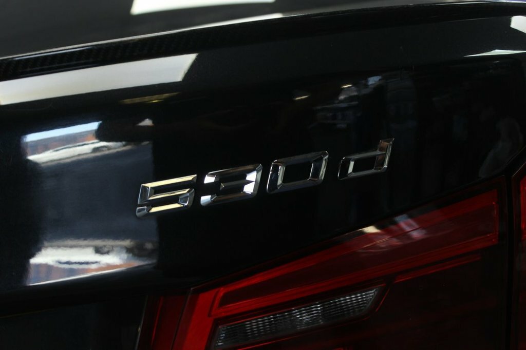 BMW 5 Series 3L M Sport Black #4