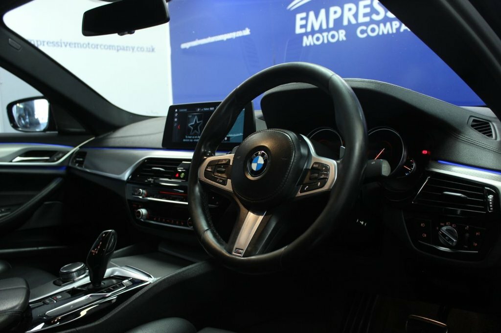 BMW 5 Series 3L M Sport Black #6