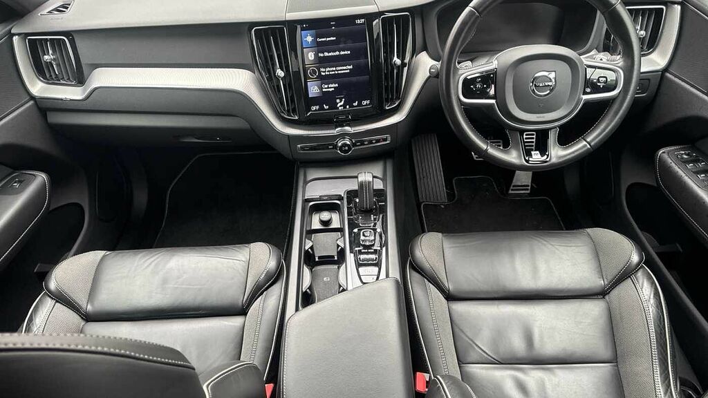 Volvo XC60 B5 Awd R-design Black #4