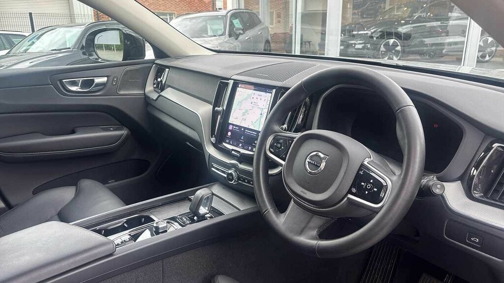 Volvo XC60 Plus, B5 Awd Mild Hybrid, Dark RV25ZPP Grey #4