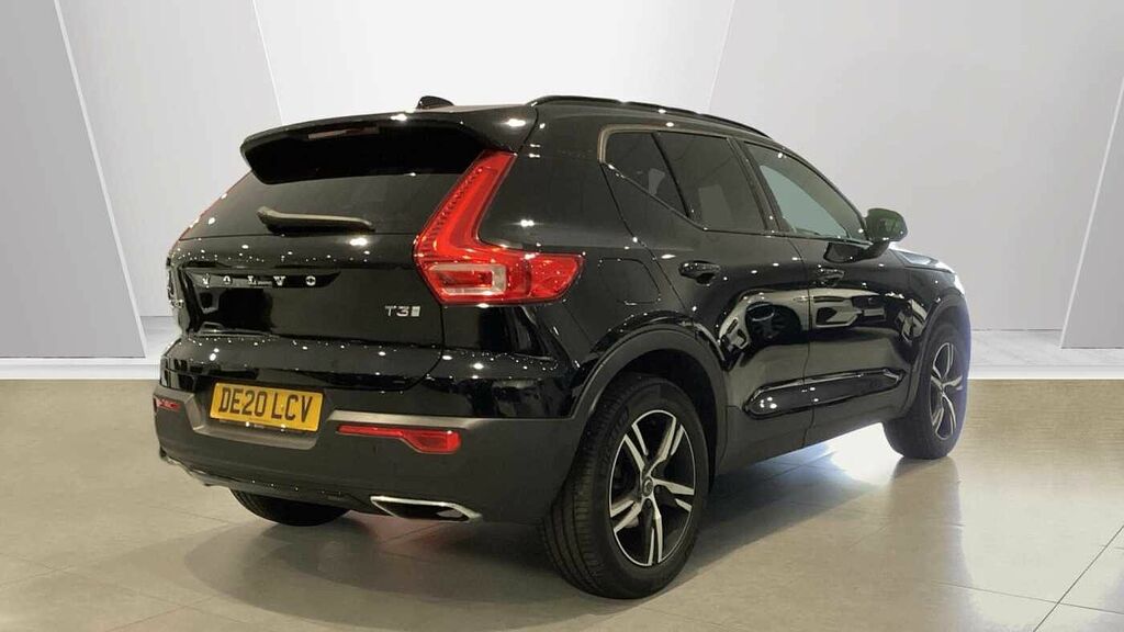 Volvo XC40 T3 R-design Black #2