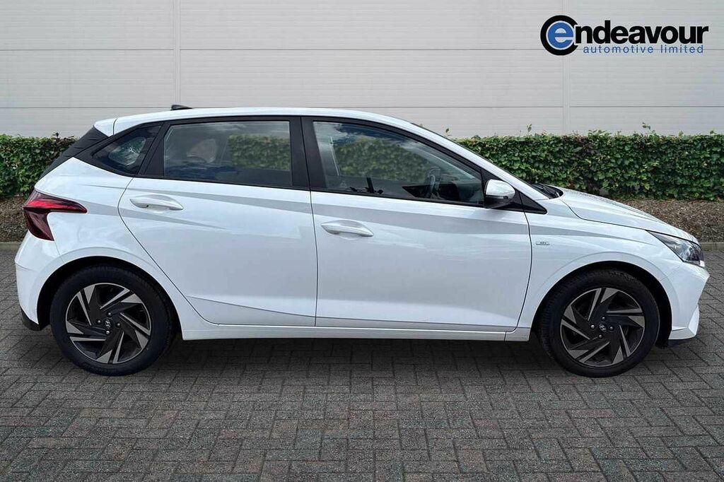 Hyundai I20 1.0T Gdi 48V Mhd Se Connect EO21HDH White #3