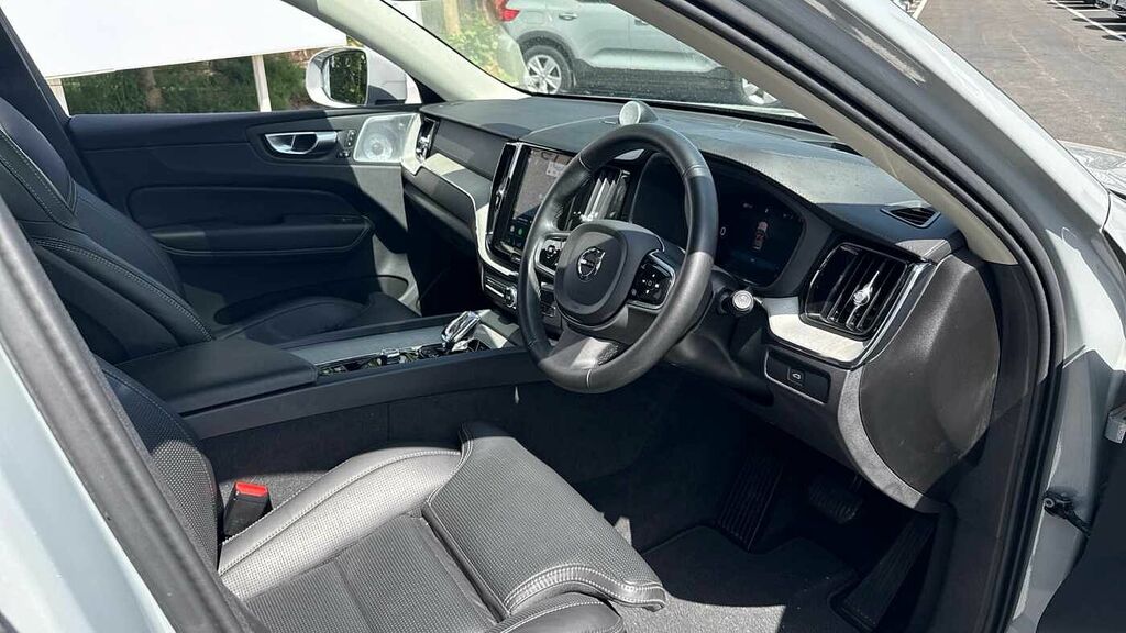 Volvo XC60 Ultra, B5 Awd Mild Hybrid, Bright RV25XVW Grey #4