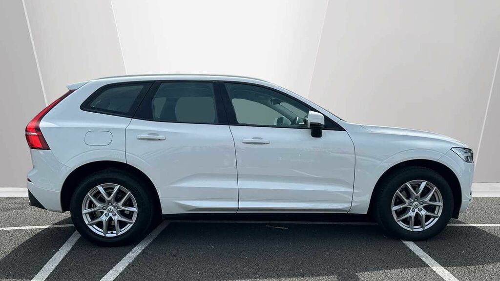 Volvo XC60 T5 Awd Momentum Pro White #3