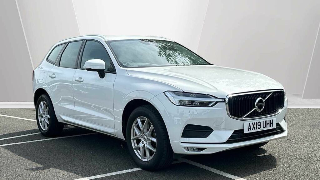 Volvo XC60 T5 Awd Momentum Pro White