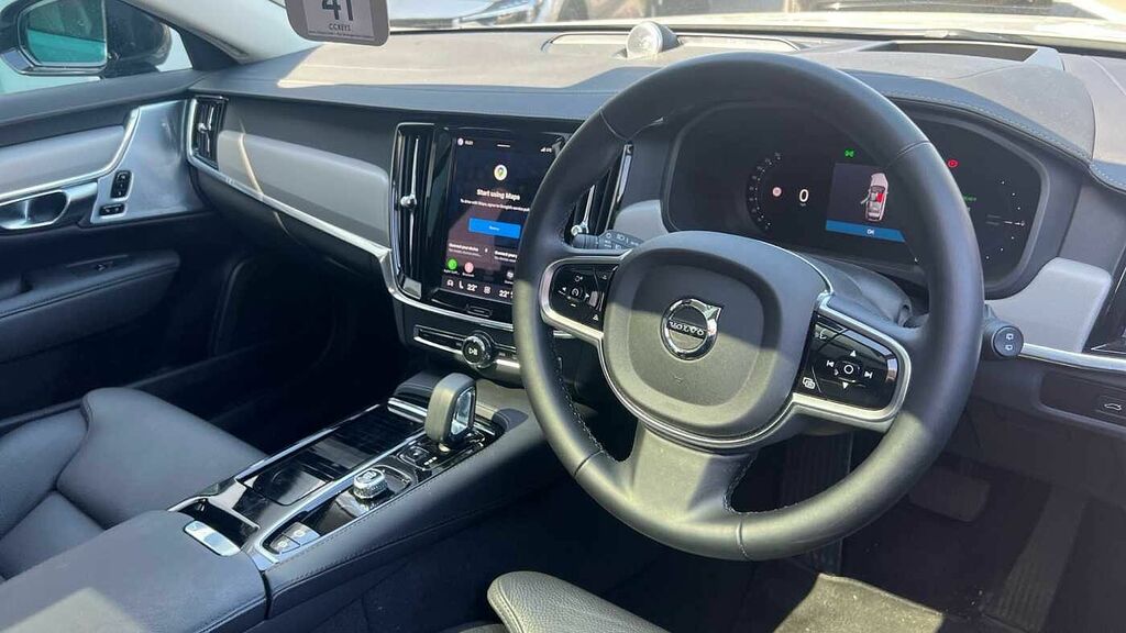 Volvo V90 T6 Plus Dark Black #4