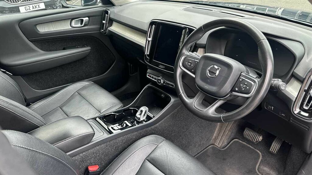 Volvo XC40 T4 Awd Inscription EU68LPC Blue #4