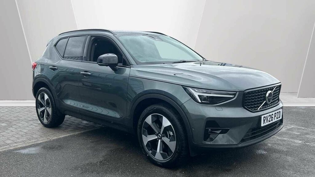 Volvo XC40 Plus, B3 Mild Hybrid, Dark 