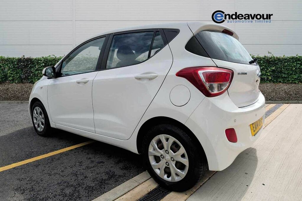 Hyundai I10 1.2 Se White #3