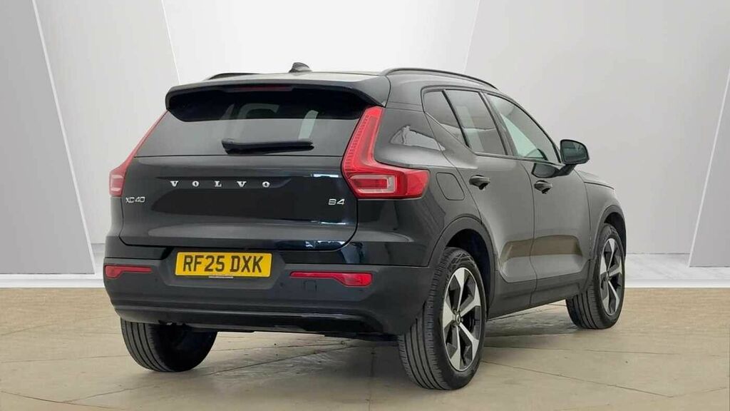 Volvo XC40 Plus, B4 Mild Hybrid, Dark Black #3