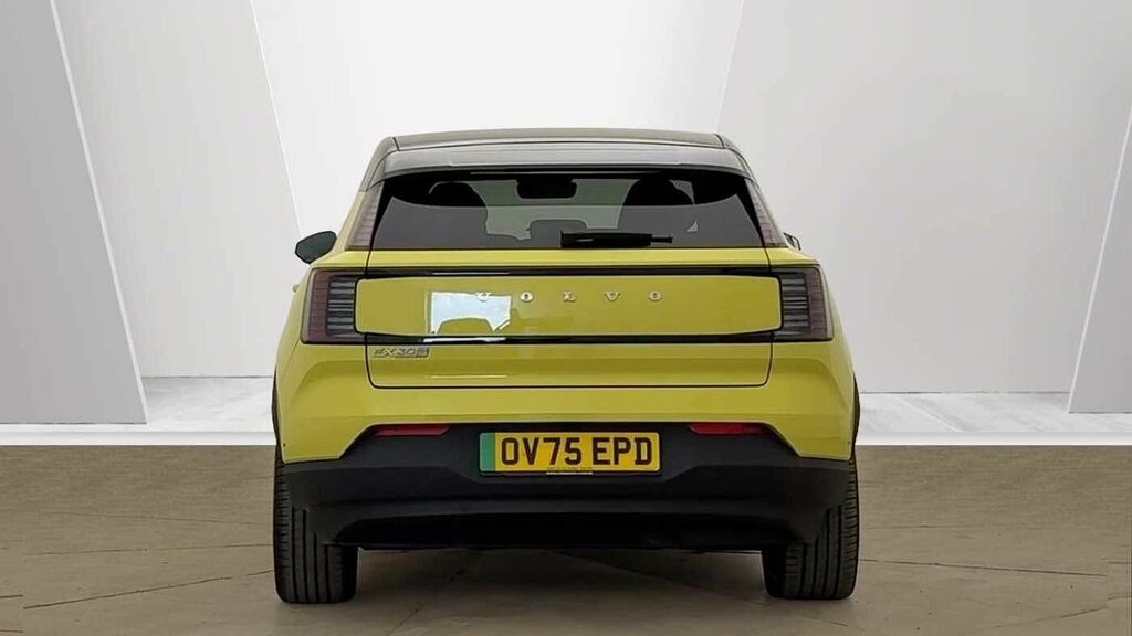 Volvo EX30 Ultra, Single Motor Extended Range, Yellow #4