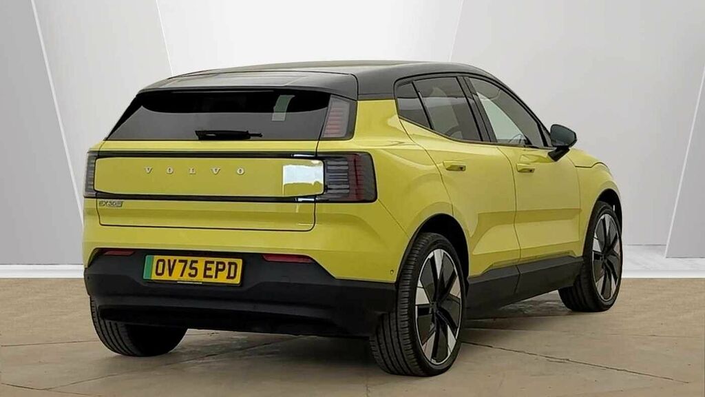 Volvo EX30 Ultra, Single Motor Extended Range, Yellow #3