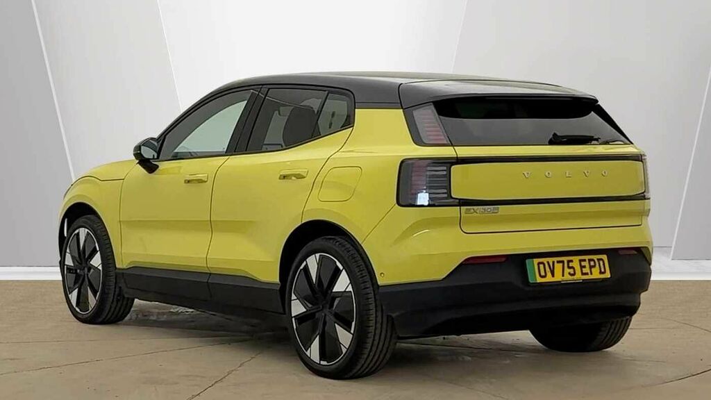 Volvo EX30 Ultra, Single Motor Extended Range, Yellow #5