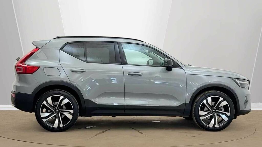 Volvo XC40 Ultra, B3 Mild Hybrid, Dark RV75UYX Grey #2