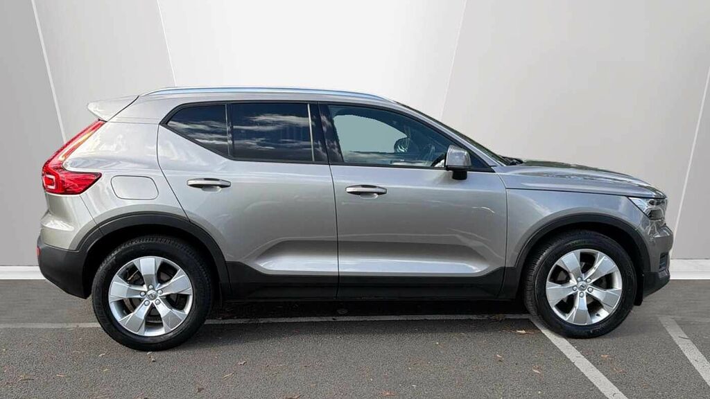 Volvo XC40 Momentum, T3 KW21LKJ Grey #3