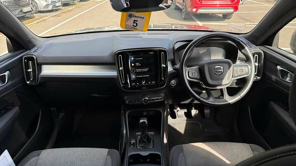 Volvo XC40 Momentum, T3 KW21LKJ Grey #5
