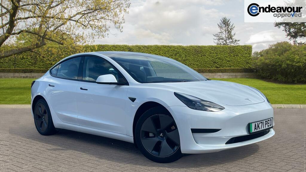 Tesla Model 3 Standard Range Plus Rwd