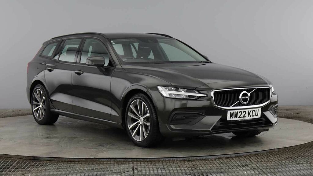 Volvo V60 Momentum, B3 Mild Hybrid Grey