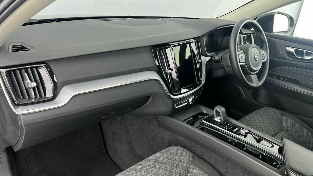 Volvo V60 Momentum, B3 Mild Hybrid Grey #6