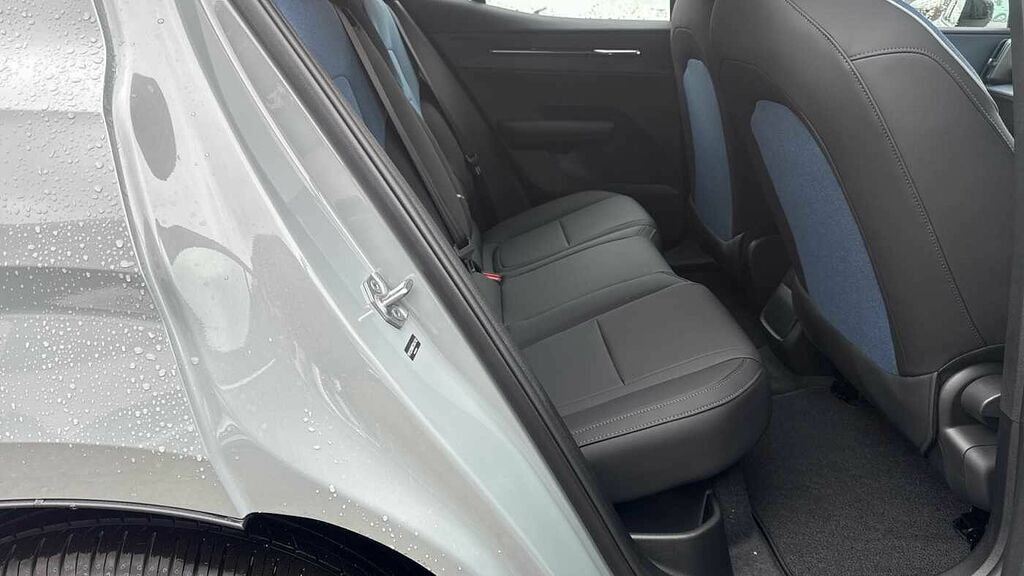 Volvo EX30 Plus, Twin Motor Performance, Grey #6