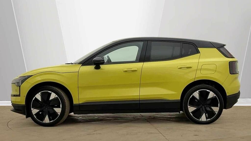 Volvo EX30 Ultra, Single Motor Extended Range, Yellow #6