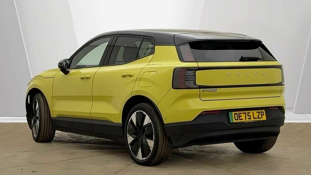 Volvo EX30 Ultra, Single Motor Extended Range, Yellow #5