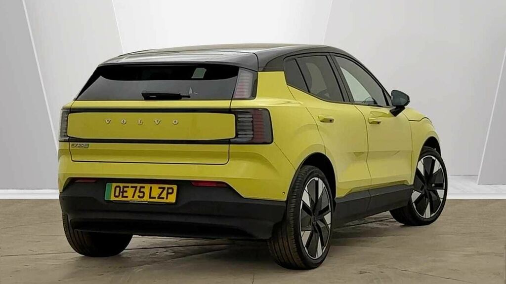 Volvo EX30 Ultra, Single Motor Extended Range, Yellow #3