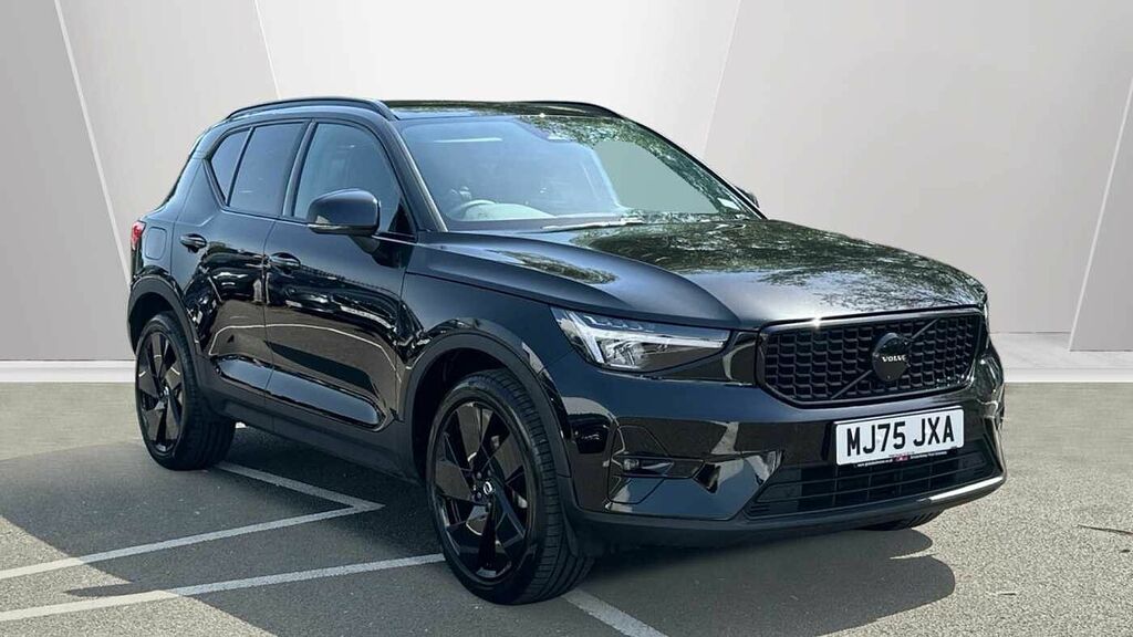 Volvo XC40 Black Edition Plus, B3 Mild Hybrid, Black