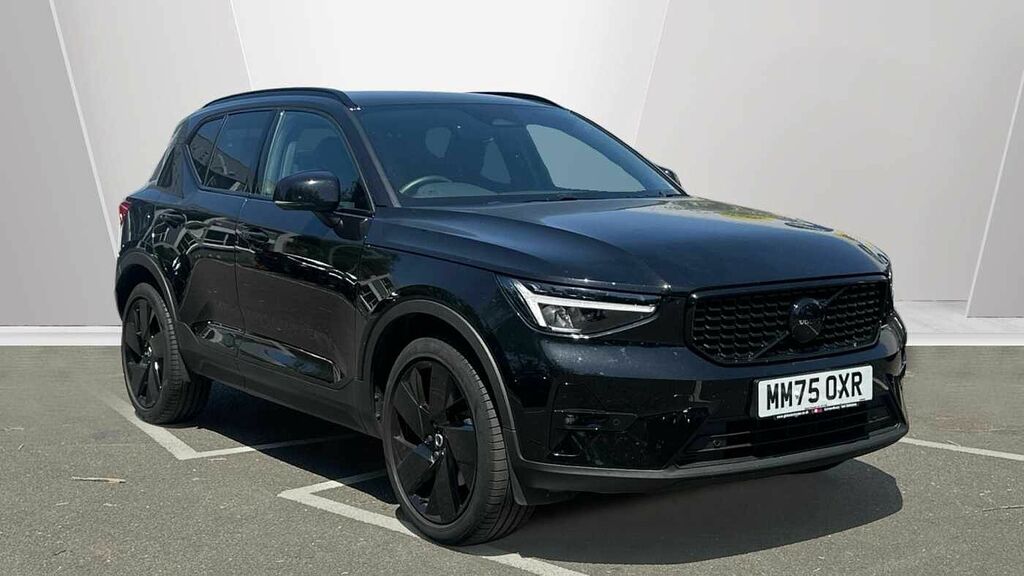 Volvo XC40 Black Edition Plus, B3 Mild Hybrid, Black