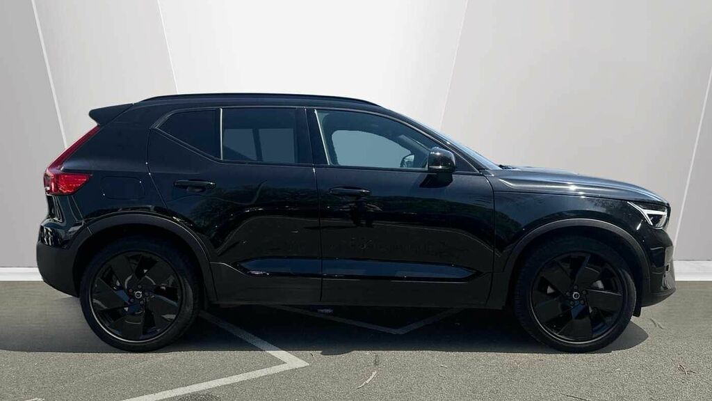 Volvo XC40 Black Edition Plus, B3 Mild Hybrid, MM75OXR Black #3