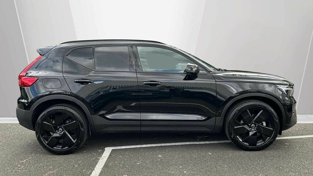 Volvo XC40 Black Edition Plus, B3 Mild Hybrid, MM75OUP Black #3