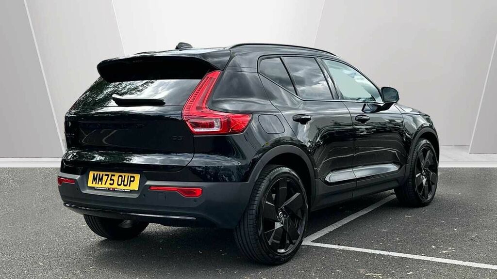 Volvo XC40 Black Edition Plus, B3 Mild Hybrid, MM75OUP Black #2