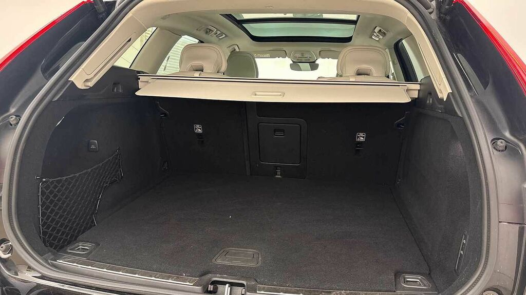 Volvo XC60 Ultra, B5 Awd Mild Hybrid, Bright Black #5