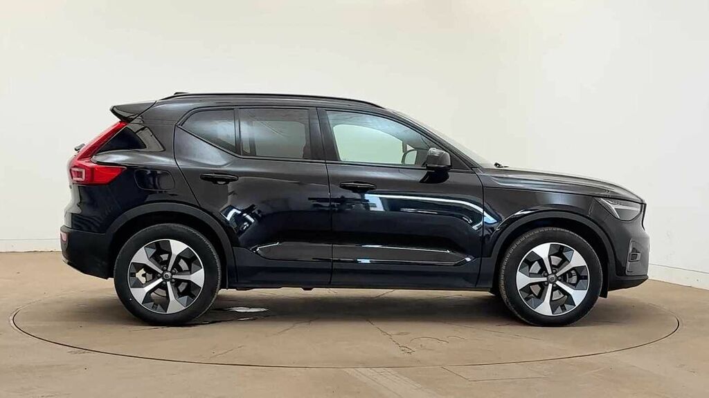 Volvo XC40 Plus, B4 Mild Hybrid, Dark RA25AZD Black #2