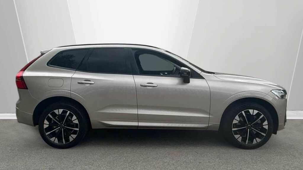 Volvo XC60 Plus, T6 Awd Plug-in Hybrid, Dark LS26PUO #3