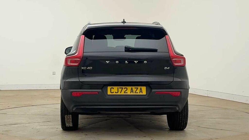 Volvo XC40 Ultimate, B4 Mild Hybrid, Dark Black #4