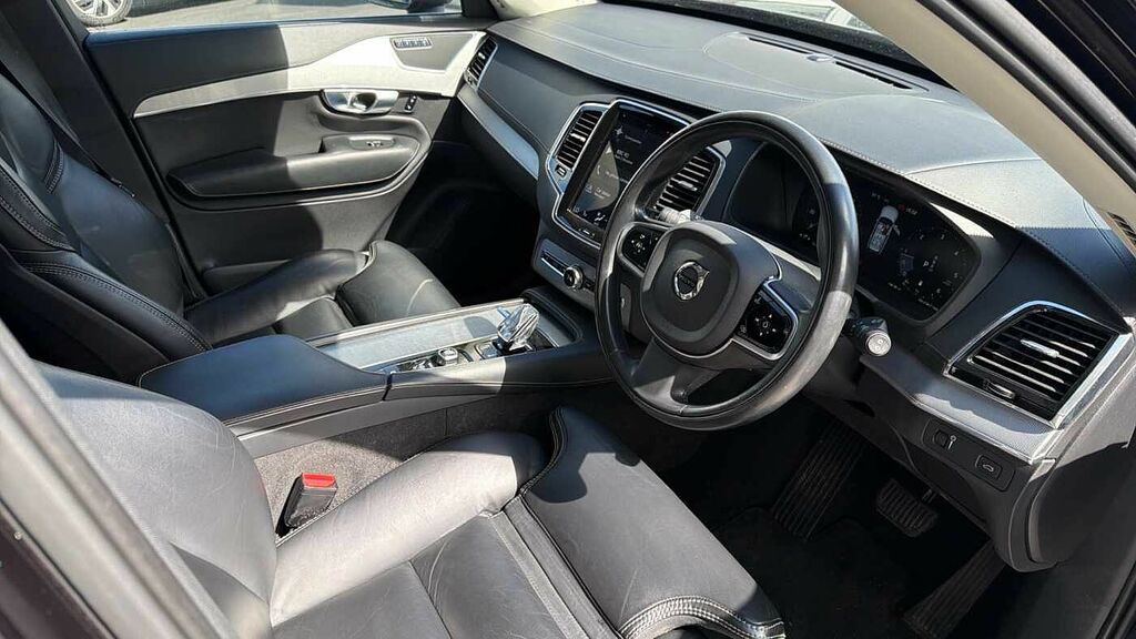 Volvo XC90 B5 Awd Inscription EK69ULZ Black #4