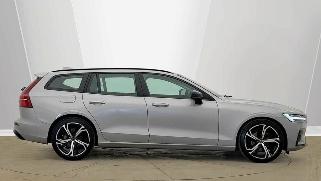 Volvo V60 Plus, B4 Mild Hybrid, Dark Silver #2