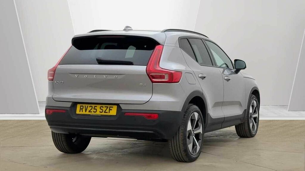 Volvo XC40 Plus, B4 Mild Hybrid, Dark Silver #3