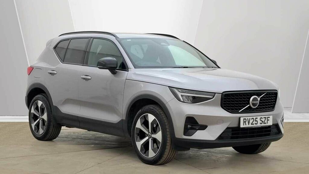 Volvo XC40 Plus, B4 Mild Hybrid, Dark Silver