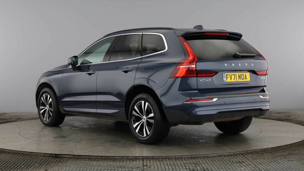 Volvo XC60 2.0 B5p Momentum Awd Geartronic Blue #3