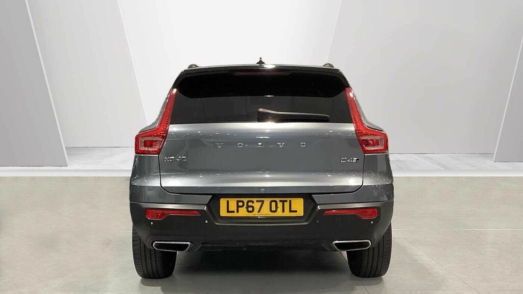 Volvo XC40 Xc40 Momentum D3 Black #7