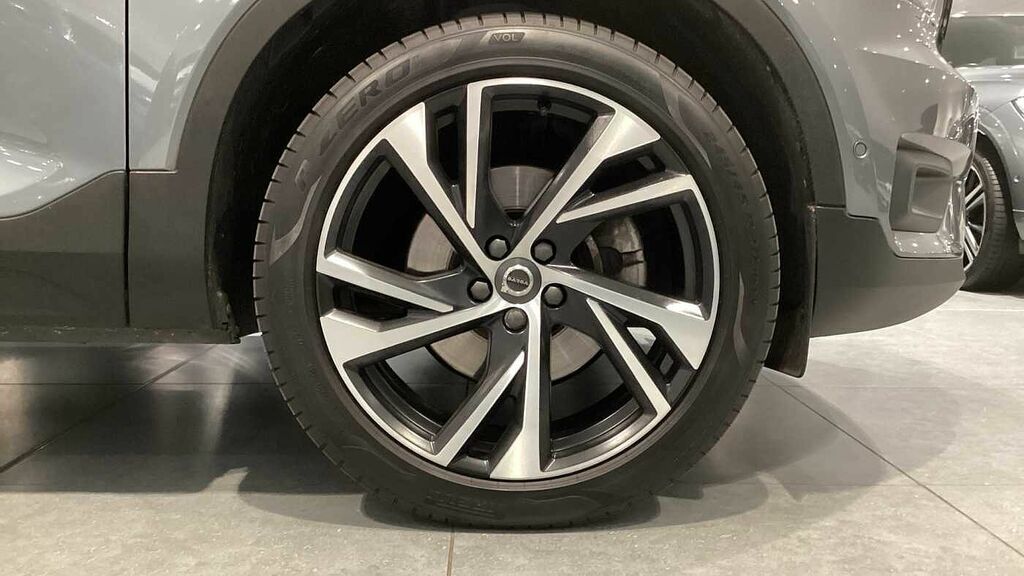Volvo XC40 Xc40 Momentum D3 Black #9
