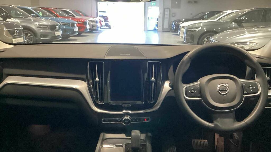 Volvo XC60 Momentum, B5 Mild Hybrid Blue #5