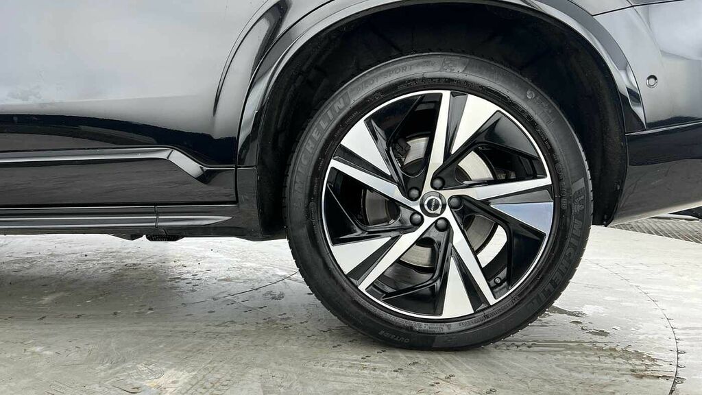 Volvo XC90 Plus, B5 Awd Mild Hybrid, Dark, 7 Seats YD23GSA Black #4