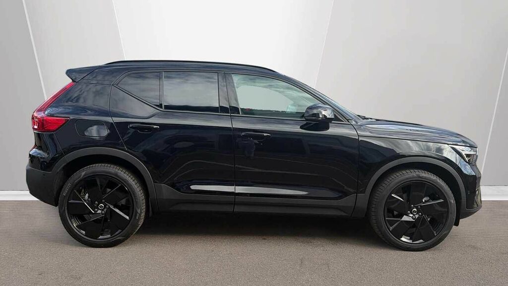 Volvo XC40 Black Edition Plus, B4 Mild Hybrid, Black #3