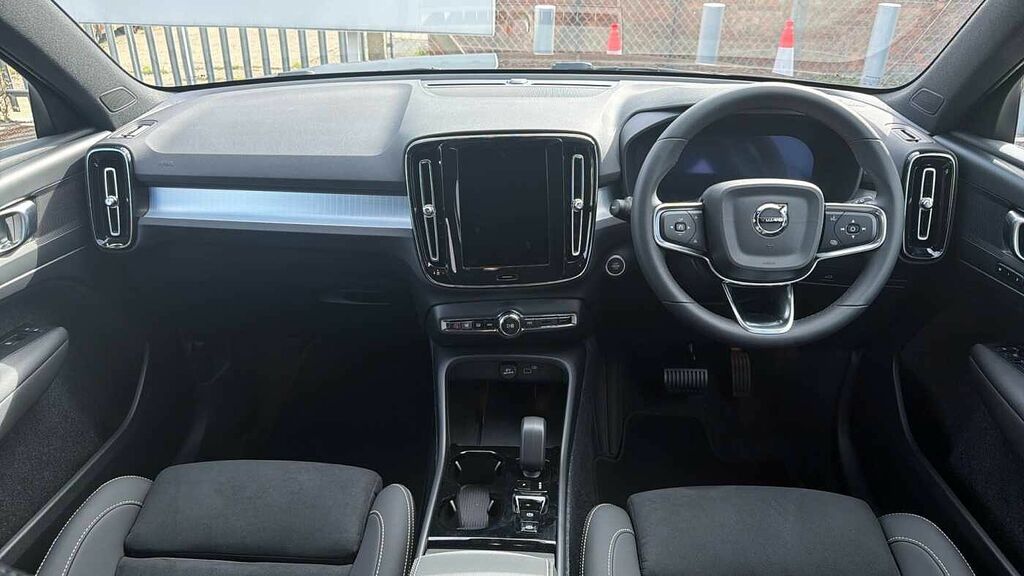 Volvo XC40 Black Edition Plus, B4 Mild Hybrid, Black #5