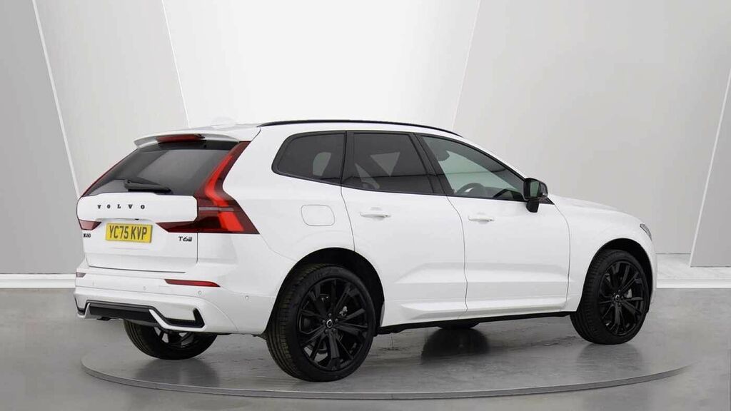 Volvo XC60 Black Edition Plus, T6 Awd Plug-in Hybrid, Electri White #2