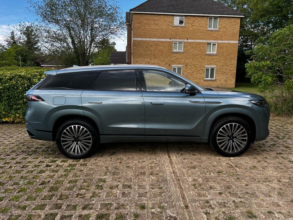 Mercedes-Benz GLC Class 1.5T Shs 34.46Kwh Luxury Suv Plug-in Hy  #3