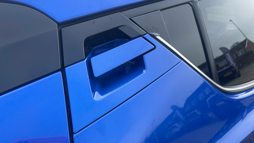 Toyota C-Hr Design  #42